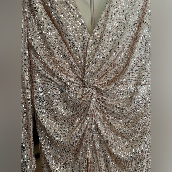 NWOT Mac Duggal Sequins Gown Dress Rose Gold Color Size 10 - Picture 9 of 11